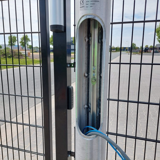 AlarmsysteemExpert.nl AlarmsysteemExpert.nl Vaste cameramast 5 meter verjongd met inspectieluik