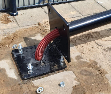 Alarm SystemExpert.nl Alarm SystemExpert.nl Round camera mast with tilt anchor 4 meters Ø 90mm