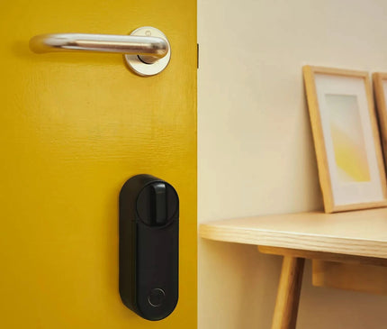 Yale Yale Linus Smart Lock L2, serrure de porte mince Noir